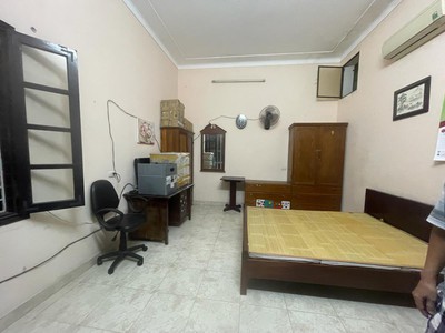 Bán nhà Lô góc mặt phố Pháo Đài Láng, Đống Đa tiện kinh doanh 3 tầng 96m2 giá 38 tỷ 3