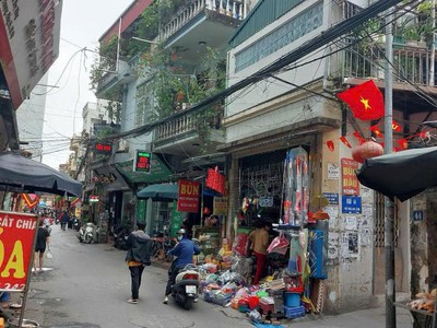 Bán nhà Lô góc mặt phố Pháo Đài Láng, Đống Đa tiện kinh doanh 3 tầng 96m2 giá 38 tỷ 4