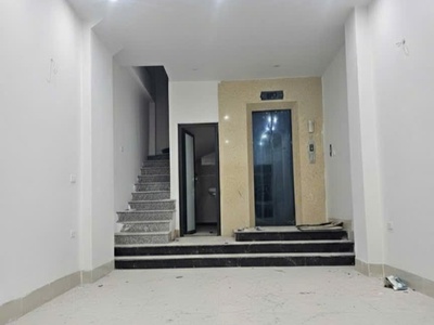 Bán nhà Ao Sen, ngõ thông kinh doanh, ô tô đỗ cửa, 6 tầng thang máy, 40m2, hơn 15 tỷ 0