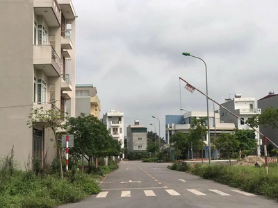 Bán lô đất 450m2- 3 mặt tiền, tại Khu đô thị phía Tây cầu Phú Lương - cơ hội sở hữu lô đất vị trí cự 0