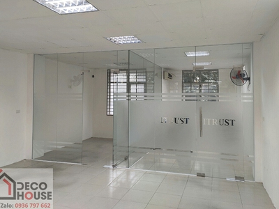 Làm thế nào để lựa chọn vách kính cường lực phù hợp cho công trình tại Hoàng Mai 0