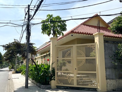 Bán biệt thự góc 2 mặt tiền đường số kdc bình hưng. giá: 12.9 tỷ 0