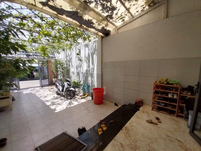 O1702 giảm 2.1tỷ nhà mặt tiền tân chánh hiệp 26 q12, shr, nở hậu, đ.9m, 3 tầng, 4.6x30m, 8.x 3