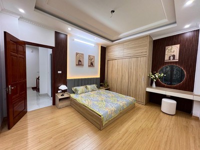 Bán nhà đẹp bồ đề- oto- full nt- ngõ cực nông- cạnh hồ 48m 5 tầng nhỉnh 12 tỷ tl 0