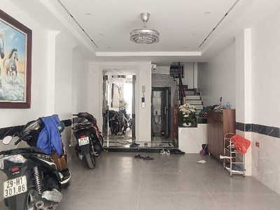 Nhà đẹp đón tết 2026 - nhà 7 tầng thang máy, nguyễn văn cừ, ôtô tránh - kinh doanh hơn 17 tỷ có tl. 2