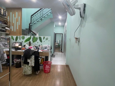 Bán nhà hẻm 555 âu cơ, bên hông bệnh viện tân phú - 64m2, 3 tầng, 4pn - giá 6.8 tỷ thương lượng 4