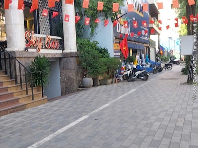 Bán căn C4 Mặt Phố Lạc Long Quân, 188m2 MT12m đất vuông, 138 tỷ 4