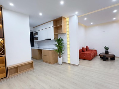 Siêu hiếm - khu 7,2ha vĩnh phúc ba đình - nhà đẹp ở ngay 75m - 2 ngủ - 2 ban công siêu sáng - phải 0