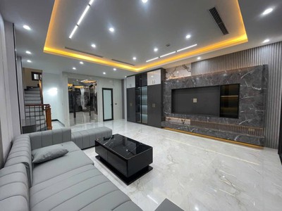 Long biên 1 ngọc lâm 76m2, 6t thang máy, mt 5m, gara ô tô, full nội thất - 1x tỷ 0