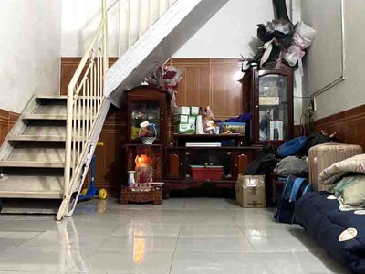 Nhà 2 tầng 40m  linh xuân   10m lên ô tô, sổ riêng ở ngay   giá rẻ chỉ 2.35 tỷ 0