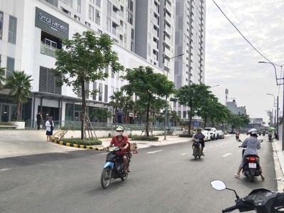 Bán nhà đẹp 2 tầng 48m gần kđt vạn phúc ô tô vào tận cửa, giá tốt 5.6 tỷ 0