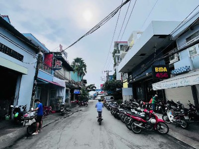 Dương bá trạc nhà vào ở ngay 3.8m x 10m giá 4.5xx 0