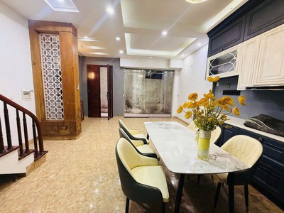 Hồ đắc di   40m    6 tầng   mt 5.3m   12.6 tỷ   đống đa, hà nội 1