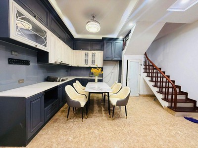 Hồ đắc di   40m    6 tầng   mt 5.3m   12.6 tỷ   đống đa, hà nội 0