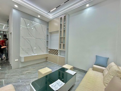 Nhà đẹp full nội thất phân lô- ô tô đỗ cửa đường láng 37m2 x 5 tầng 15.8 tỷ đống đa hà nội. 3