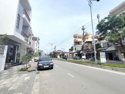 Đất mặt đường thiên lôi gần trại lẻ, 228m, ngang 8m, giá 100 tr/m 2