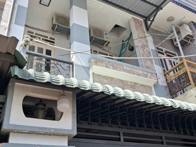 Bán gấp nhà quaanh 7 huỳnh tấn phát, hẻm 1135 chỉ 5,5 tỷ 1