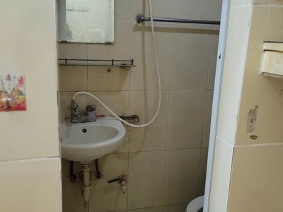 Chính chủ cho thuê phòng trọ vào ở ngay tại ngõ thống nhất, phố đại la, phường tương mai, quận 4