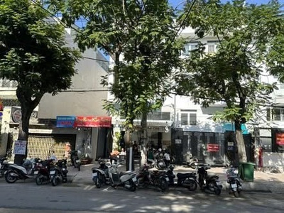 Chính chủ cần sang quán ăn tâm huyết doanh thu ổn định chỉ lại công thức món- bình thạnh -tphcm 0