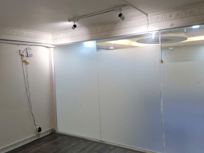 Cho thuê nhà hẻm xe tải gần mặt tiền trần bình trọng cách lê quang định chỉ 1 căn phường 5, 4