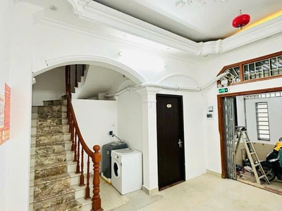 Ccmn xuân thuỷ - dòng tiền 40 triệu/tháng dt 45m2 4 tầng mặt tiền 6m giá 11.9 tỷ 4