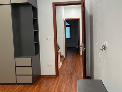 Bán nhà 3 tầng ngõ phố Thống Nhất, ph Lê Thanh Nghị, TP HD, 56m2, mt 4.11m, 3 ngủ 3