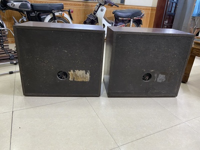 Bán sale loa nghe nhạc cho Ae 4