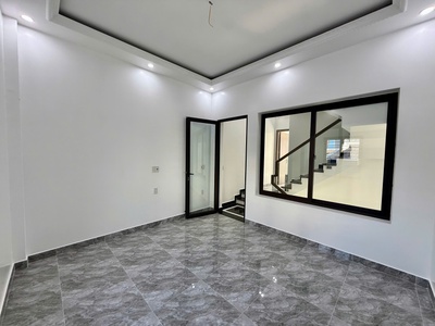 Bán nhà xây mới độc lập tại Phương Lưu- Vạn Mỹ 1