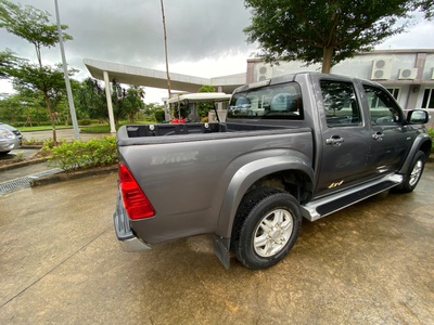 Xe Isuzu 5