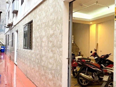 Cần thanh khoản gấp tòa ccmn kim mã 11 phòng khép kín nhỉnh 11 tỷ 0