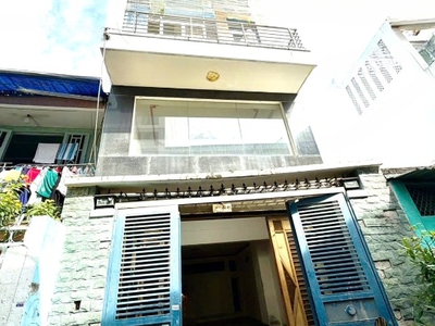 Bán chdv 5 tầng đường bình đông, p13q8. giá 8.5 tỷ tl 0