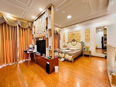 Chỉ 16 tỷ xí có nhà 5 lầu mái đẹp ngang 6.5m 104m2 vài bước ra phan huy ích tới emart. 0