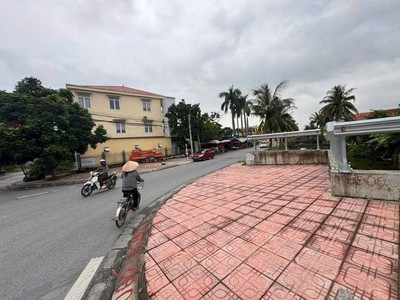 79m mặt tiền trung tâm nam đồ sơn ngay ngã 3 giá 3.5x tỷ vị trí vàng kinh doanh zalo 0567 0