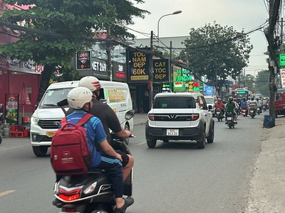 Chỉ 16 tỷ xí có nhà 5 lầu mái đẹp ngang 6.5m 104m2 vài bước ra phan huy ích tới emart. 2