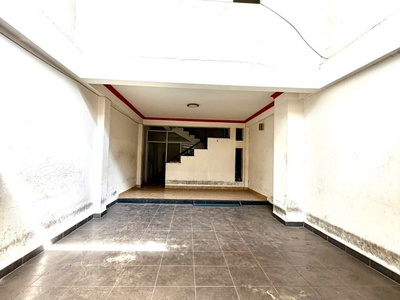 Bán chdv 5 tầng đường bình đông, p13q8. giá 8.5 tỷ tl 1