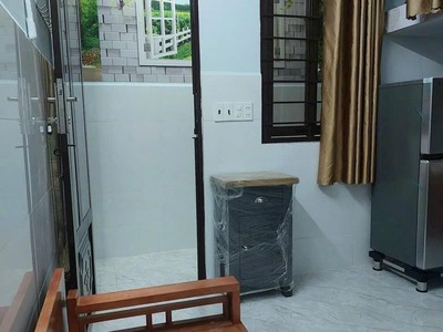 Gấp bán giảm 1.8 tỷ, căn hộ dịch vụ 4.1x19m, 6 tầng full nội thất, thang máy. lê cơ, an lạc, bình 0