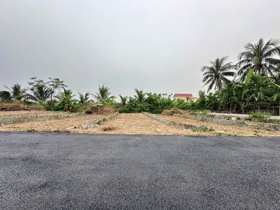 98m thù du minh tân ngõ nhựa 4m áp phan giá 9xx triệu đón sóng ga tàu zalo 0567 222 555 4