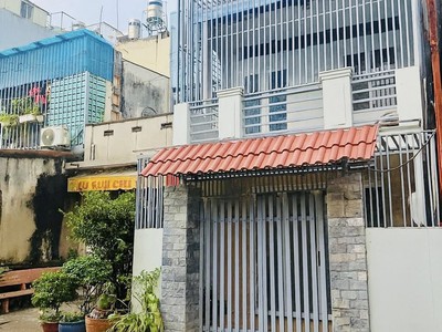 Mặt tiền giáp đầm sen thông tô hiệu lũy bán bích 2 tầng 60m 6.x tỷ 2