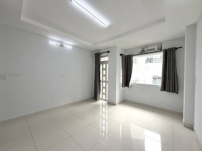 Nhà đường hoàng hoa thám quận phú nhuận phường 5 cũ. 2