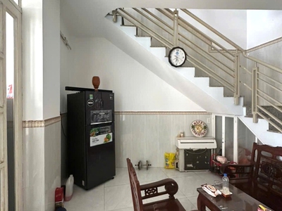 Mặt tiền kinh doanh gần vincom lê văn việt 186m giá chỉ 9.8 tỷ 50tr/m hàng hiếm cho nhà 1