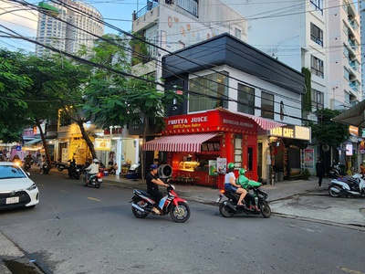 Bán nhà vị trí đắc địa 4 tầng đường bạch đằng- p. nha trang 1