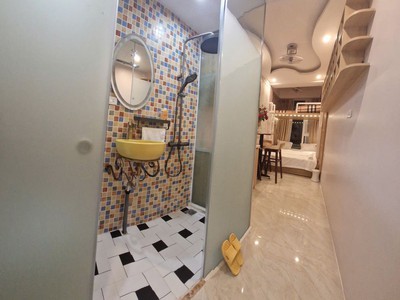 Bán nhà mặt phố lê duẩn 4 tầng 13.2 tỷ đống đa hà nội. kinhdoanh- cho thuê. 3