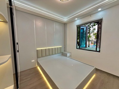 Nhà đẹp phân lô ô tô đỗ cửa -kinh doanh đường láng 37m2 x 5 tầng15.8 tỷ đống đa hà nội. 2