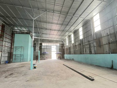 Cho thuê nhà kho 300m đường Container Liên Chiểu giá chỉ 16 triệu/tháng 0