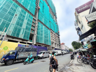 Bán nhà mtkd đ. cô bắc, quận 1 - ngang đẹp 10m 25m - dòng tiền siêu khủng 600tr/th 2