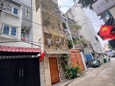 Bán chdv hxh 8m đ.võ văn tần, quận 3 - chính chủ cho thuê khoán 30tr/th - dt 82m2 - hiếm nhà bán 3