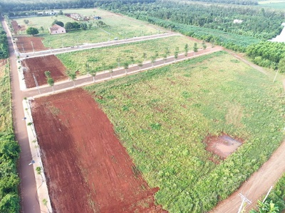 Đất đẹp vị trí vàng 5x22m giá 9,8tr/m2 giá chỉ 980 triệu tiện ích 4000m2 xây ở liền 2