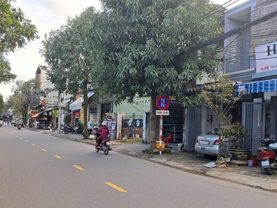 Hòa an- nhà đẹp- kiệt 3m- thông tứ hướng- 20m ra ô tô đỗ- sát bắc sơn. 2