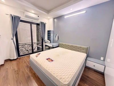 Bán nhà đẹp phố bồ đề - dân xây oto- ngõ cực nông-full nt 35m 5 tàng nhỉnh 7 tỷ 2