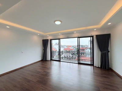 Bán nhà hoàng như tiếp long biên,oto,thang máy,full nội thất,46m nhỉnh 11 tỷ 2